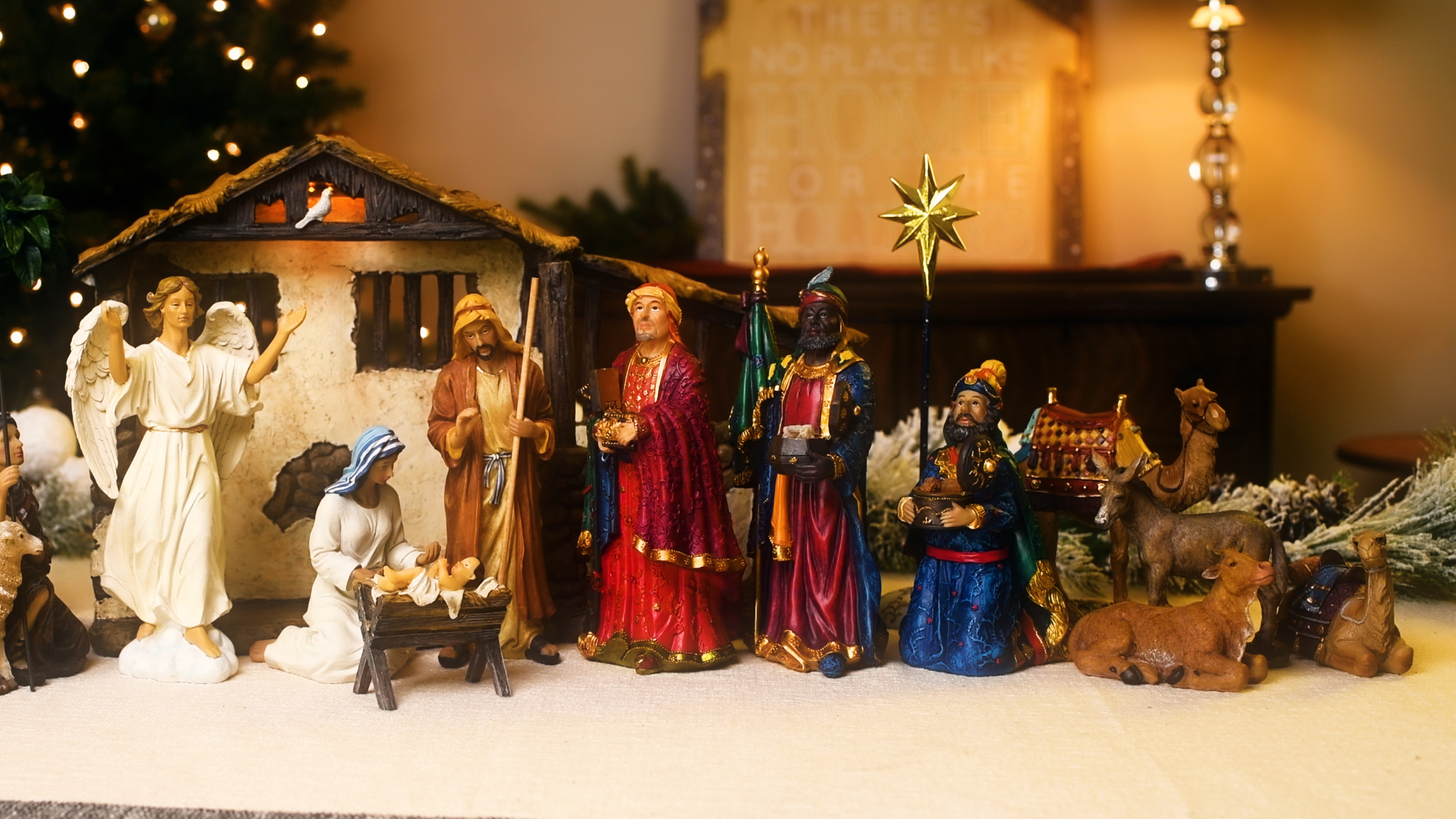 Amazon.com: Deluxe Edition 16 Piece 10 Inch Christmas Nativity Set